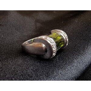 Vintage Sterling Silver 925 Ring W/ Green Glass Stone Size 6.5
